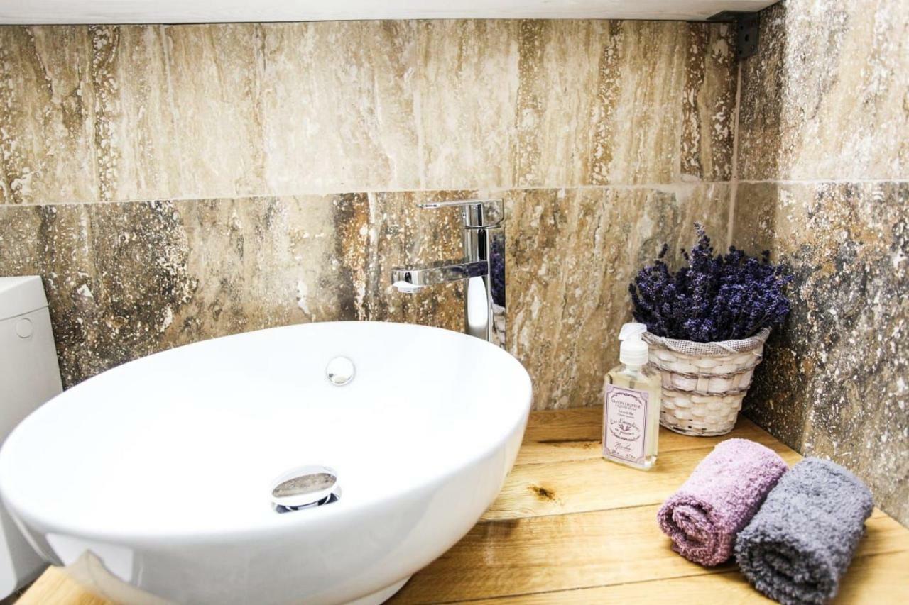 Lavender Villa Нэводари Экстерьер фото
